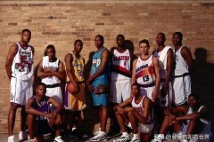 米切尔无力回天！字母哥率领雄鹿全面开花，轻取骑士。